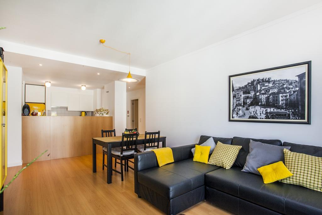 Arco Da Graca Apartment Lisbon Luaran gambar